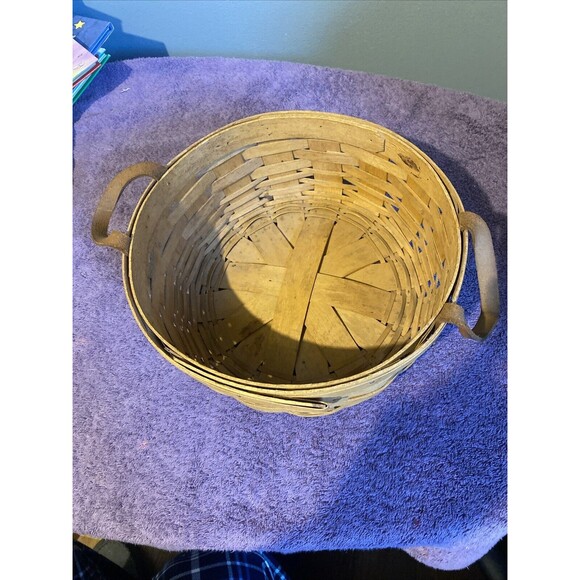 Longaberger Basket Handwoven In Dresden, Ohio USA 1994 Round Leather Handles - Picture 2 of 6